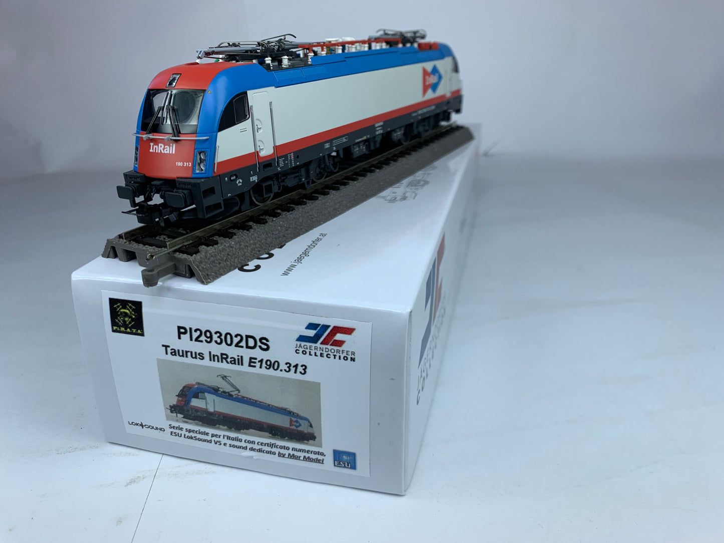 PI/JGDF 29302 / DS